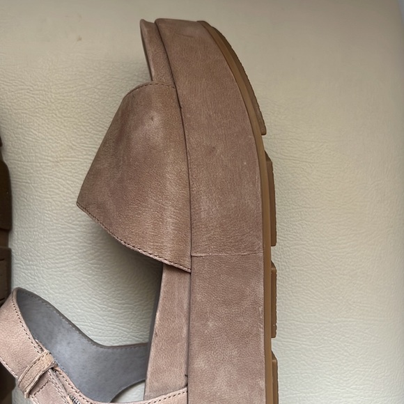 EILEEN FISHER "JASPER NUBUCK" PLATFORM LEATHER SANDALS SIZE 9 - Picture 6 of 16